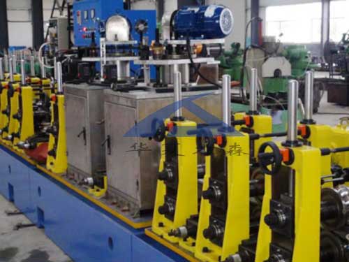 不銹鋼制管機,鈦焊管制管機,熱交換管制管機,制管機廠家,飲用水管制管機,排氣管制管機,復合管制管機,制管機模具,自來水管制管機,制管機價格,專業制管機,制管機